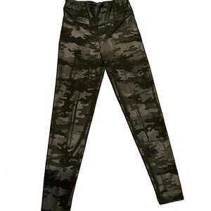 Camo embossed black legging pants
